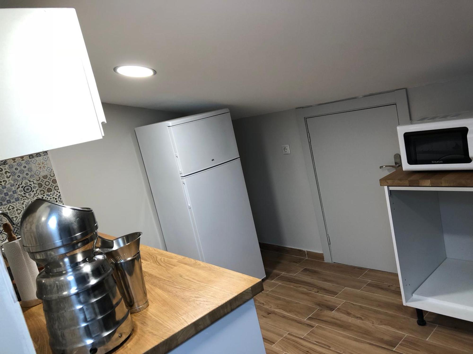 Habitacion Con Cocina Y Bano 빌바오 외부 사진